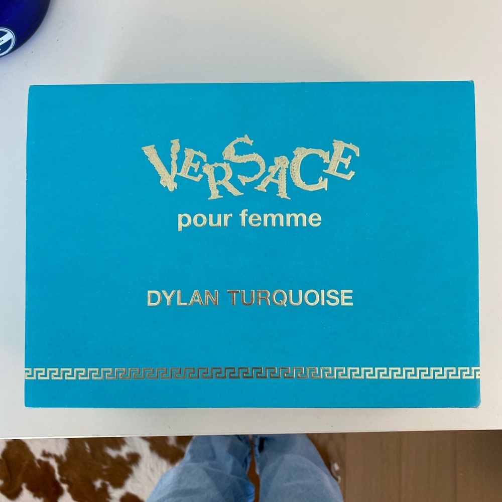 Versace perfume